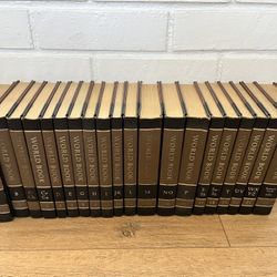 VTG 1975 World Book Encyclopedia LOT 20 Volume Set