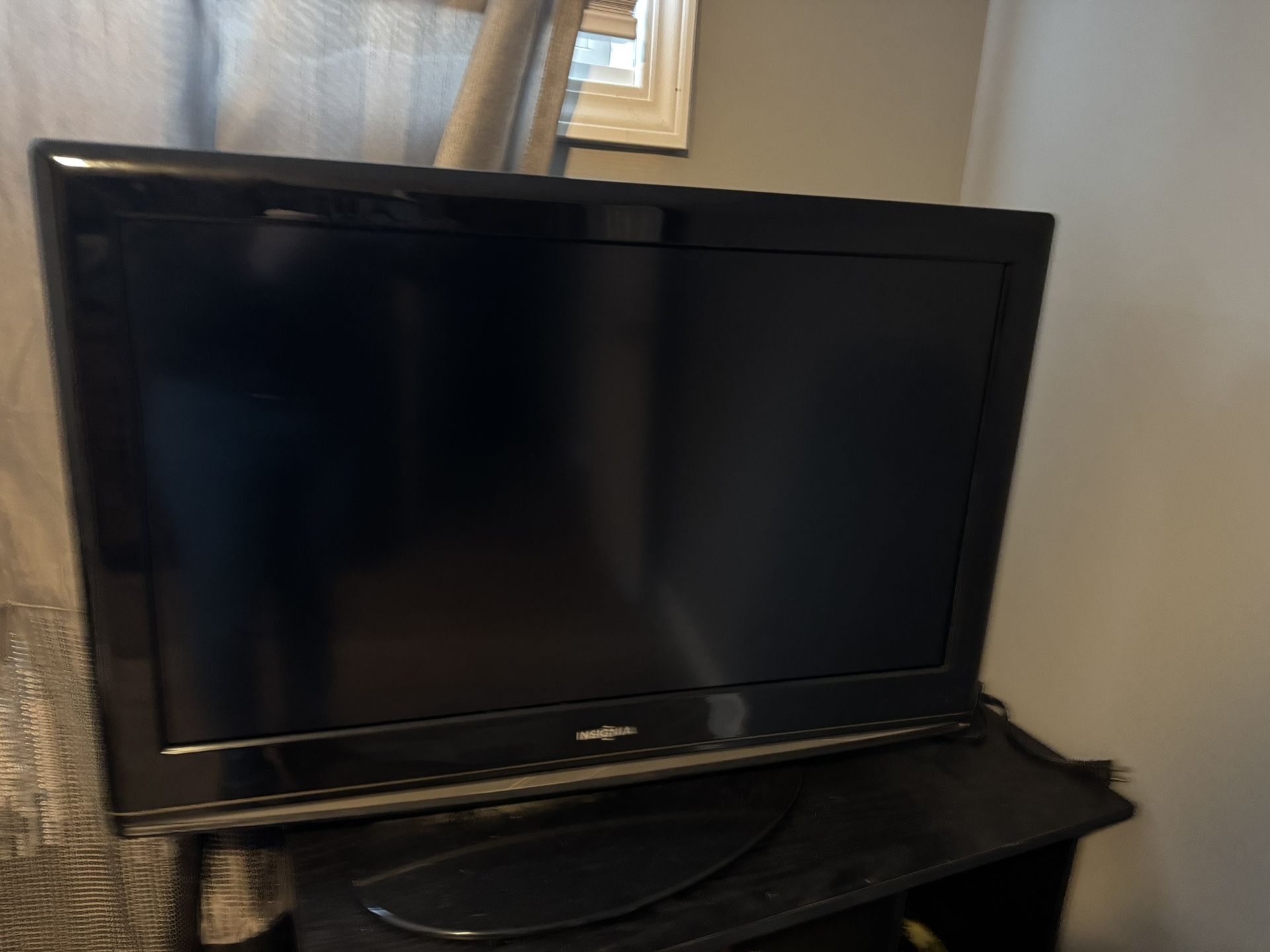 Tv W Built In DVD