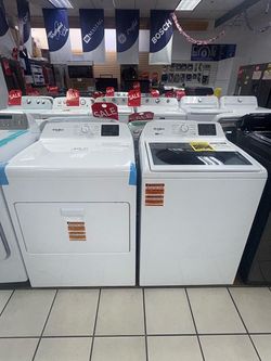 Whirlpool Top-Load Washer & Vented Gas Dryer (Set)