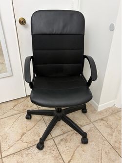 Silla de oficina. Excelente estado.