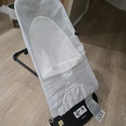 Baby Bouncer - Excellent Condition