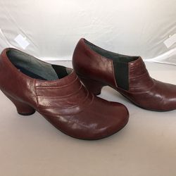 Dansko Retro Style Women's Heels, Size 36