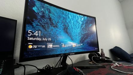 Samsung Curved Monitor
