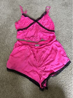 Pjs. Pink !