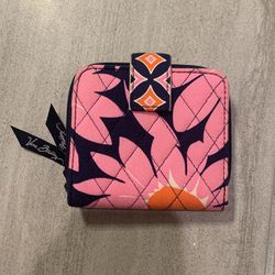 Vera Bradley zipper wallet