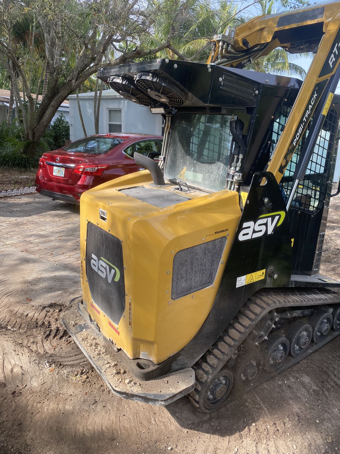 Bobcat Excavadora Volteó