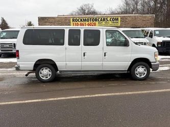 2011 Ford E-350 Super Duty