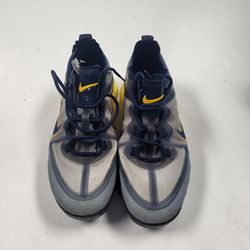 *Lightly Used* Nike Vapormax 2019 Running Shoes ( Size: 6Y)
