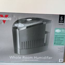Vornado Whole Room Humidifier (Brand New)