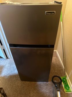 18.5 in. W, 4.5 cu. ft. 2-Door Mini Refrigerator, with Freezer in Platinum Steel