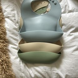 3 Silicone Baby Bibs