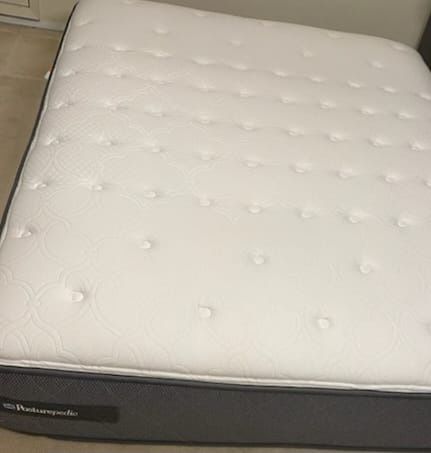 Queen Mattress And Topper