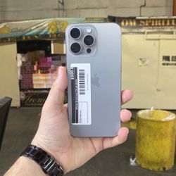 iPhone 16 Pro Max 256GB 