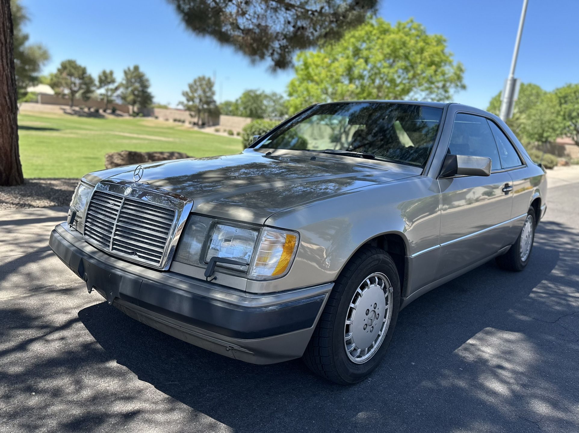 1991 Mercedes-Benz 300