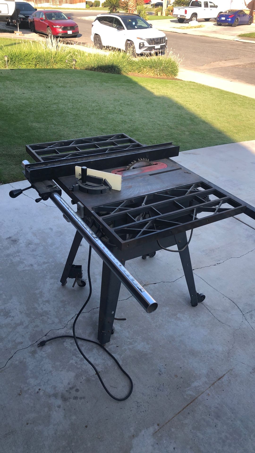 Craftsmanship 10inch Table Saw