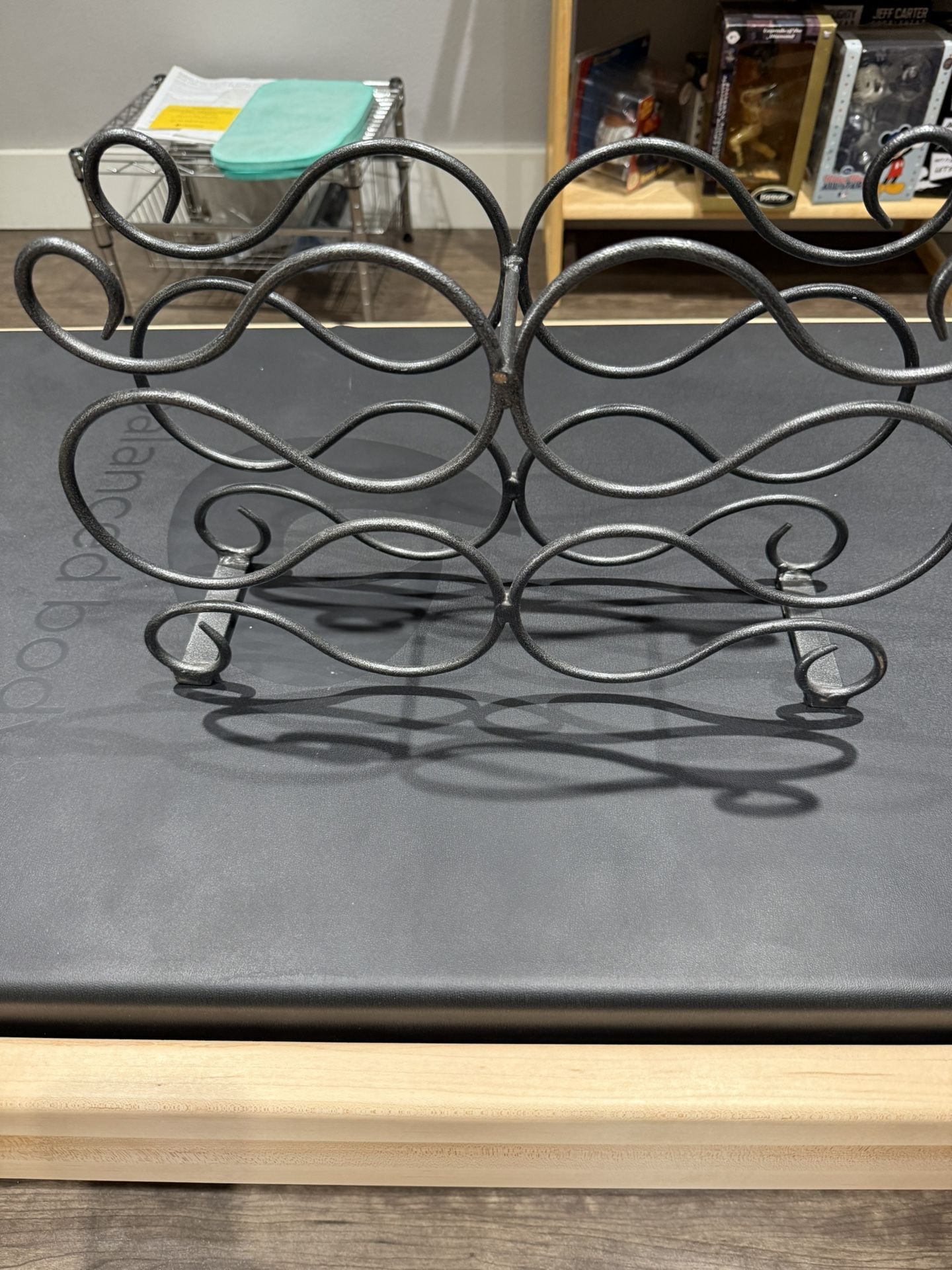 6 Bottle Wire Wine Rack