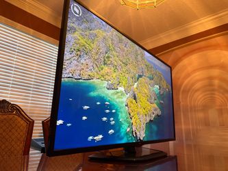 LG 55” Full HD 1080p Smart LED TV + HDMI & Ethernet Cables
