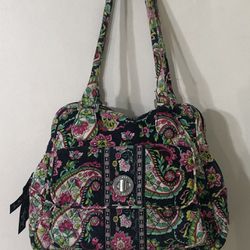verabradley shoulder bag spacious functional zipper pockets multi color flowers.