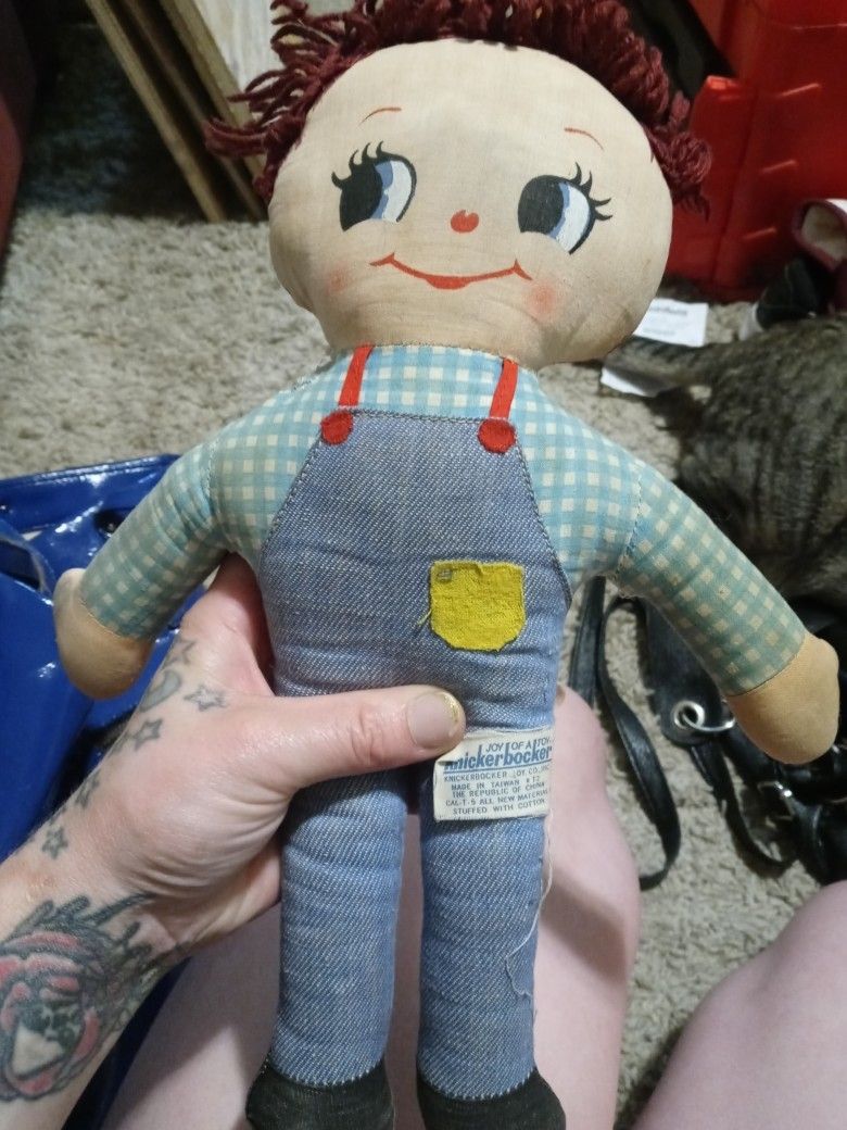 Vintage Raggedy Ann Doll.