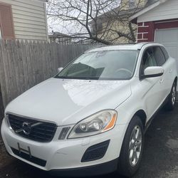 2013 VOLVO XC60