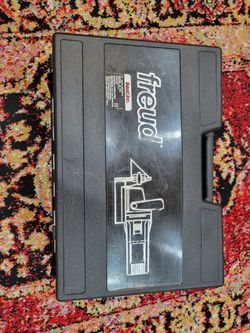Freud 4 inch joiner machine.