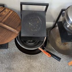Pot and Pot Shelf 