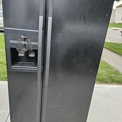 Black Side By Side Refrigerator Wirlpool