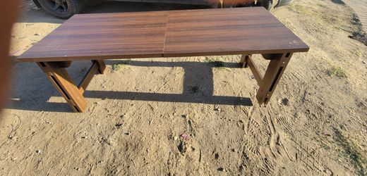 Dark Wood Grain Dining Table