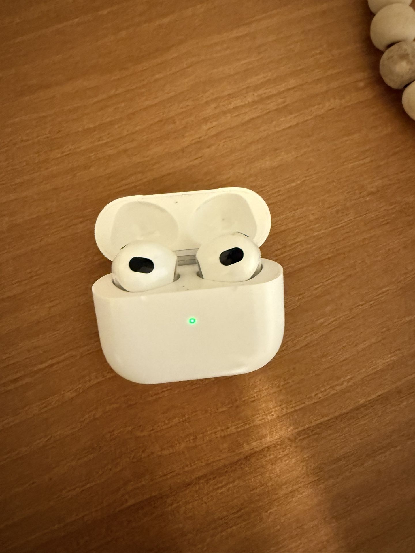AirPods Generation 3
