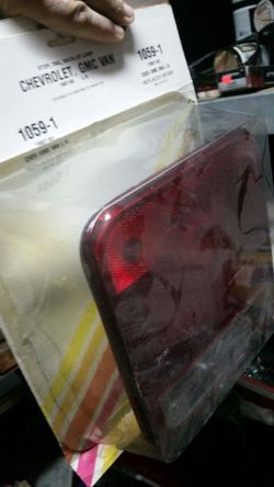 Brake lens assembly