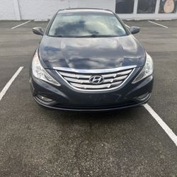 2014 Hyundai Sonata Limited edition 