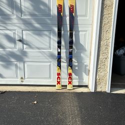 Skis