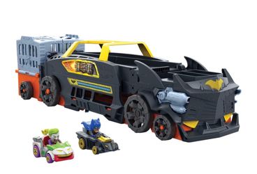 Hot Wheels Racerverse Batman's Escape Chase Track Set