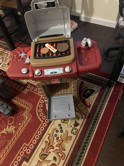 step 2 grill with accessories 