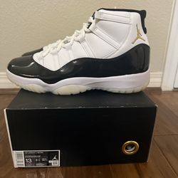 JORDAN 11 RETRO
