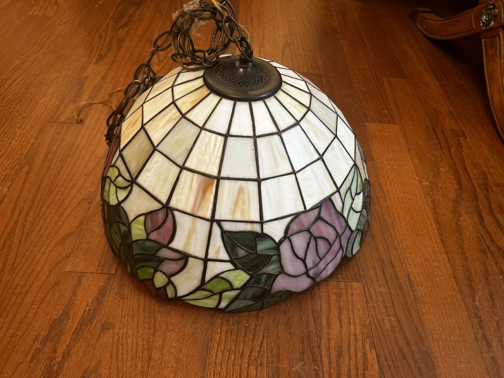 1997 Tiffany Hanging Lamps With Rose Stained Glass Like New Condition 