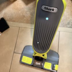 Shark VACMOP Pro VM252