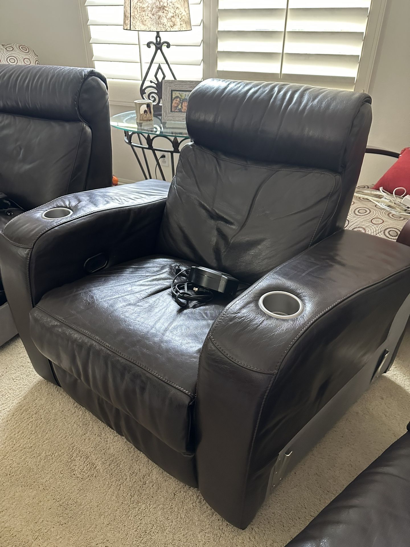 Real leather Power Recliner Couches (black)
