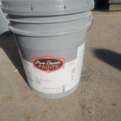 New PAINT NEVER OPENED 