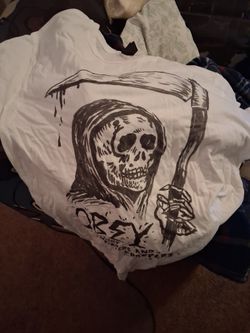 Obey Shirt 