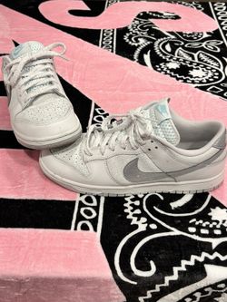 Nike Dunks Size 10M