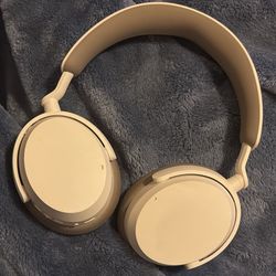Sennheiser Accentum Wireless 