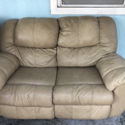 Love Seat Recliner 