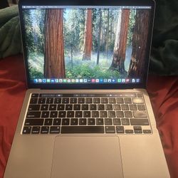 Macbook Pro M2 (13.3-inch)