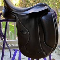 “Superwide” NHS Glen Secret Pro Dressage Saddle