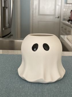 Halloween 4” Ghost Tealight / Votive Candle Holder Made by Yankee Candle, New in Box