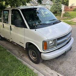 2002 Chevy Express 2500