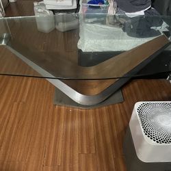 INTERNATIONAL DESIGN CENTER ELITE MODERN VICTOR 2022 DINING  TABLE