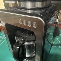 Coffee Maker With Grinder