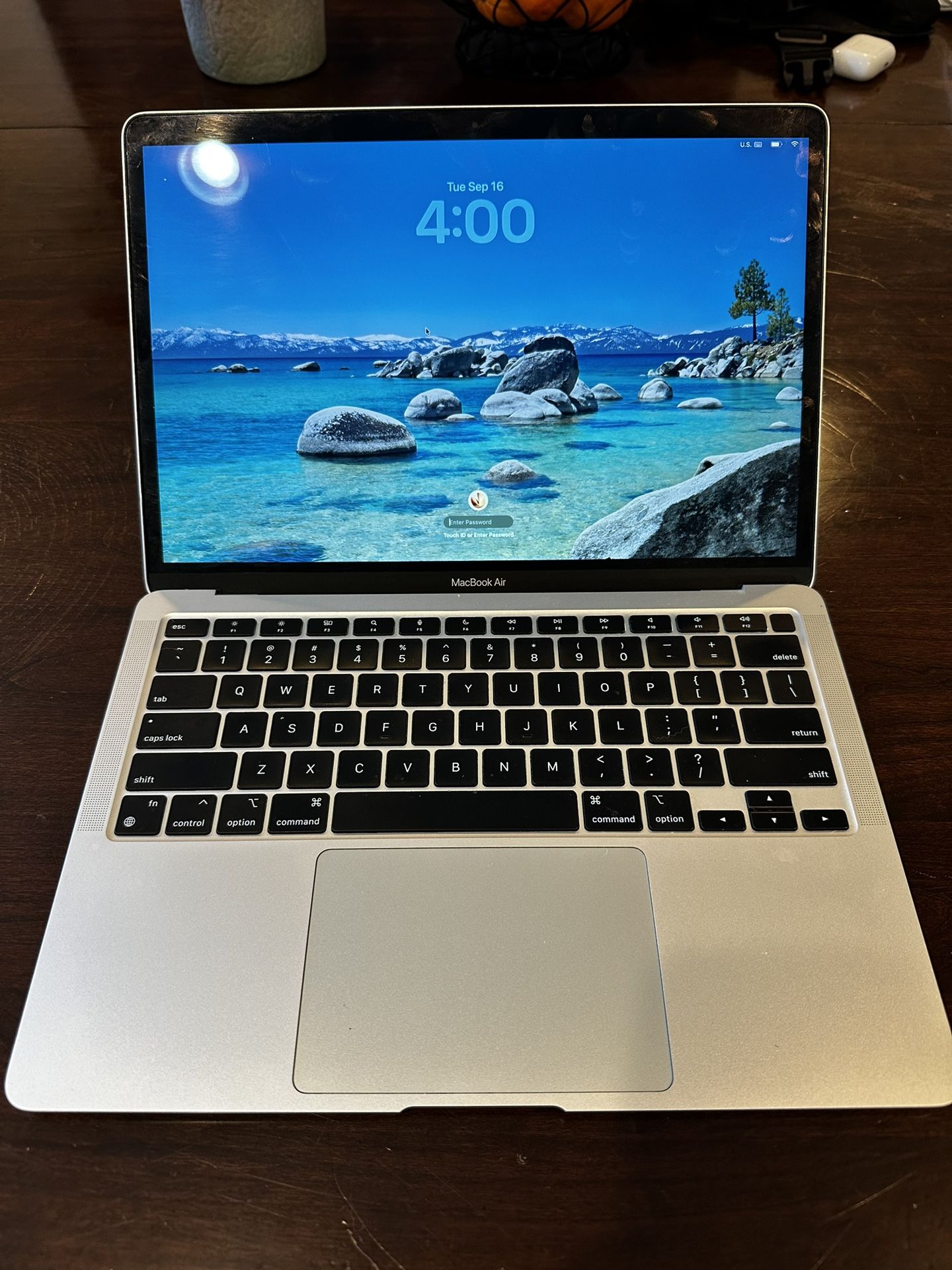 MacBook Air M1 2020 $400 OBO